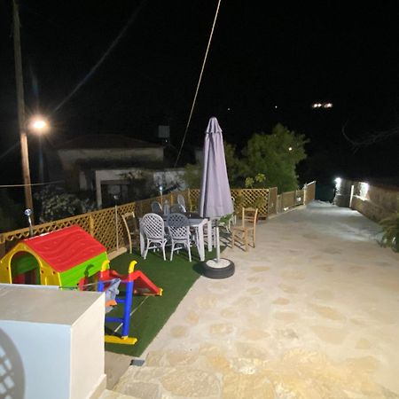 הוילה Kondomarion Casa Di Fragkiskos. Ένα Σπίτι Μέσα Στη Φύση. מראה חיצוני תמונה