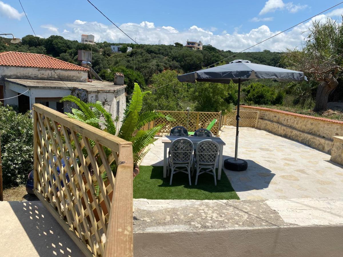 הוילה Kondomarion Casa Di Fragkiskos. Ένα Σπίτι Μέσα Στη Φύση. מראה חיצוני תמונה