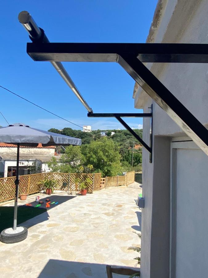 הוילה Kondomarion Casa Di Fragkiskos. Ένα Σπίτι Μέσα Στη Φύση. מראה חיצוני תמונה